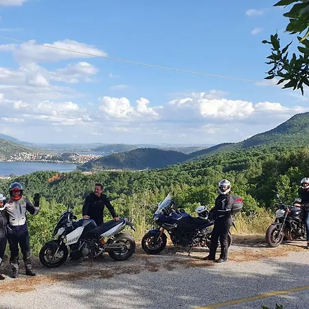 Konukevi Vissinokipos - Biker Friendly - Motorradhotel 2*