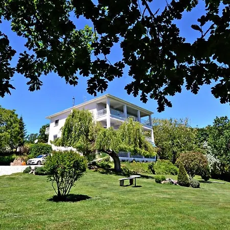 Vissinokipos - Biker Friendly - Motorradhotel Guest house Kastoria