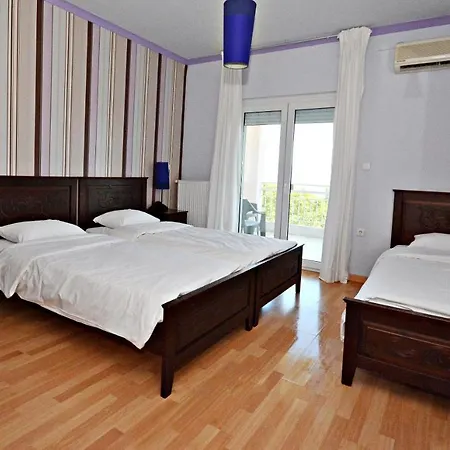 Vissinokipos - Biker Friendly - Motorradhotel Gæstehus 3*