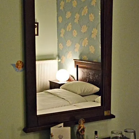 Vissinokipos - Biker Friendly - Motorradhotel Gæstehus