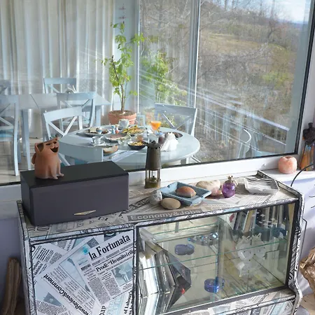 Vissinokipos - Biker Friendly - Motorradhotel بيت ضيافة