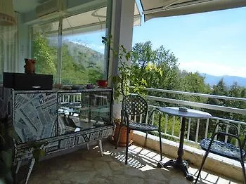 Konukevi Vissinokipos - Biker Friendly - Motorradhotel