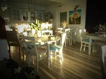 Vissinokipos - Biker Friendly - Motorradhotel Guest house